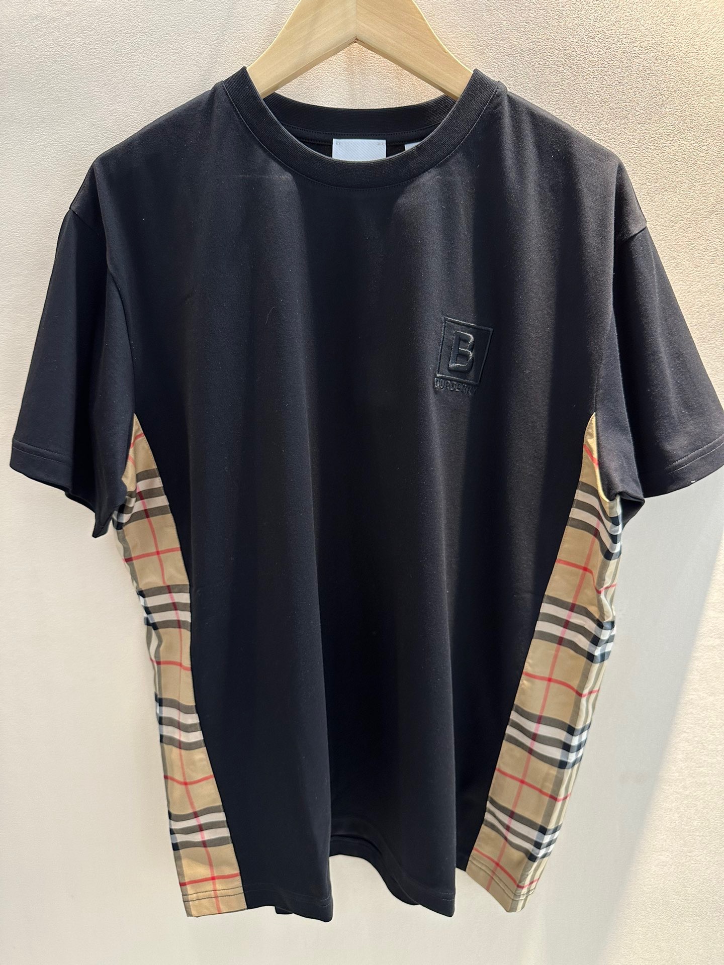 Burberry Europe Exclusive Side Check Panel Tee Black