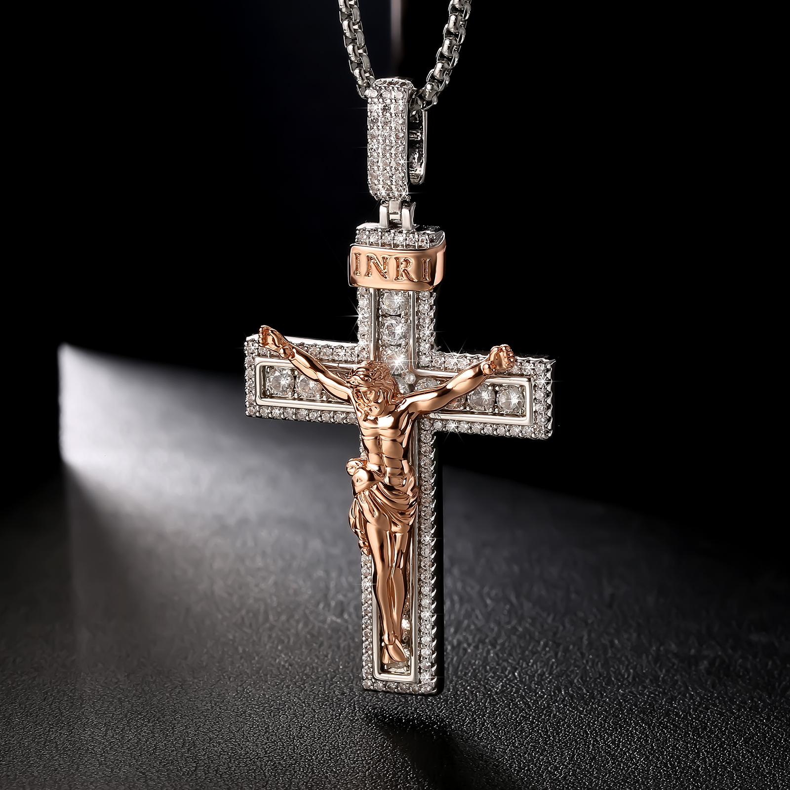 CZダイヤ キリスト クロス ペンダント ネックレス メンズ KRKC
