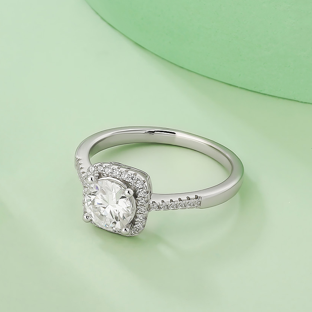 【ラボダイヤモンド】 K18 1カラット リング D VVS2 IGI認証 0006 KRKC