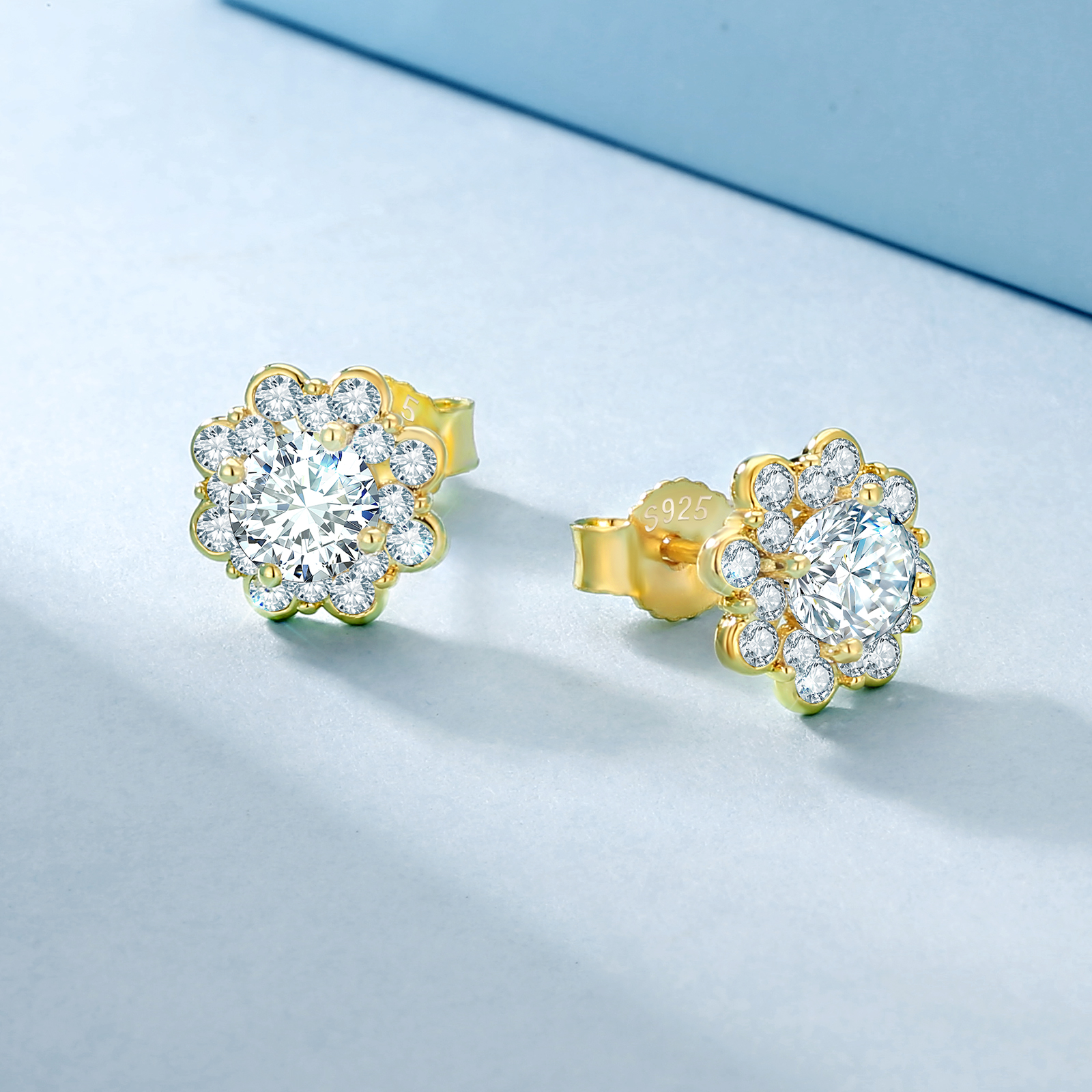 0.5カラット モアサナイト スタッド ピアス S925 KRKC