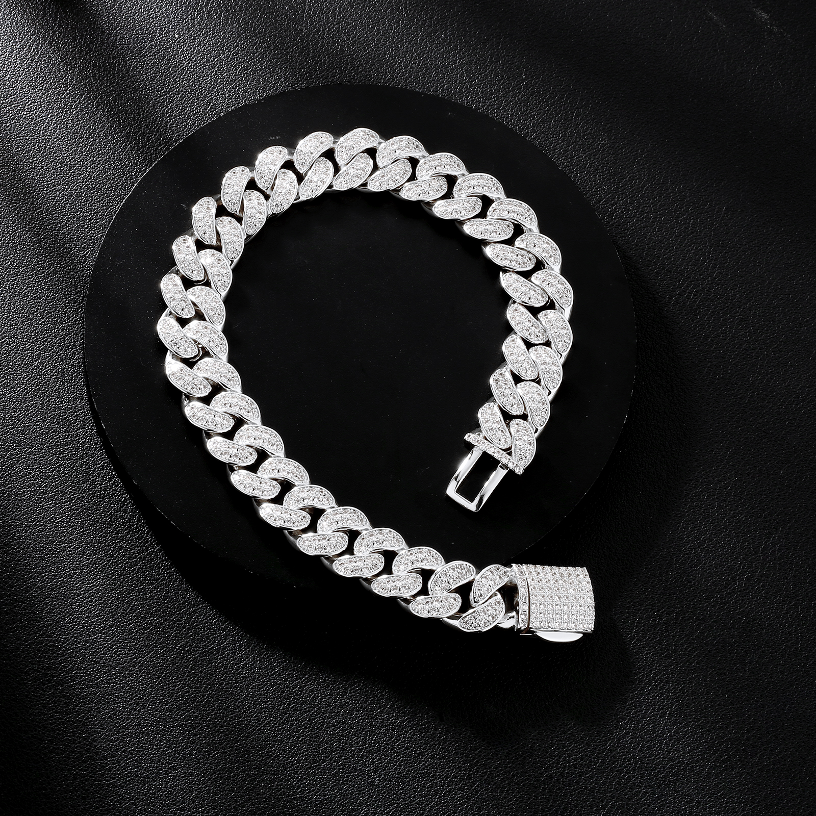 【NEW】12mm CZダイヤ 喜平 キューバンブレスレット