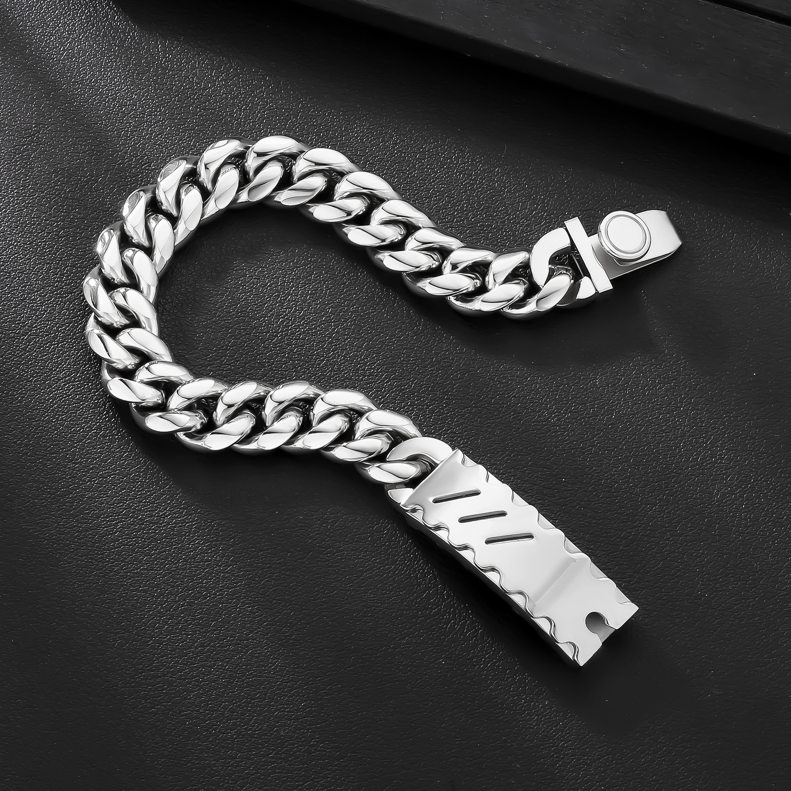 【NEW】12mm 喜平 ブレスレット  KRKC