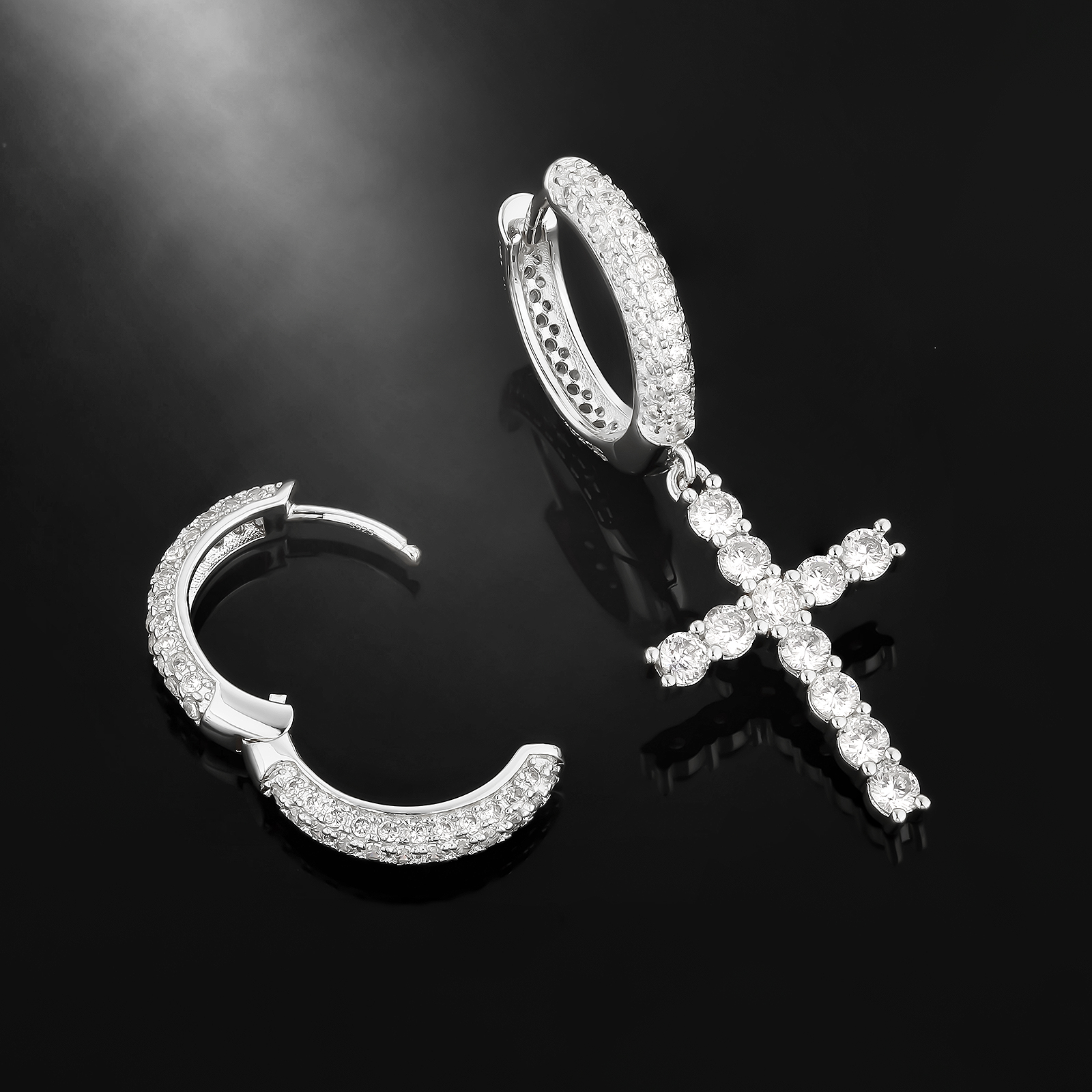 シルバー925 非対称 czダイヤ フープ クロス ピアス