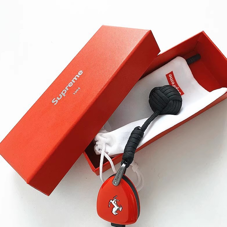 supreme multicolor keychain