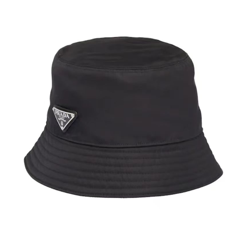 PRADA triangle logo bucket hat （ 2HC137-2B15-F0002）