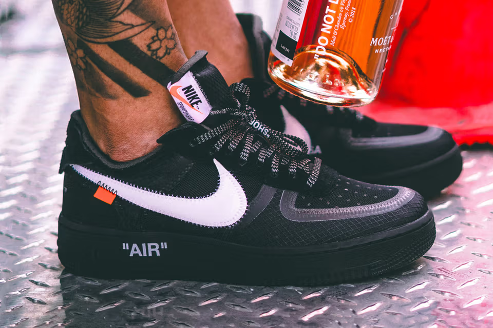 Off-White × Nike Air Force 1 Low 