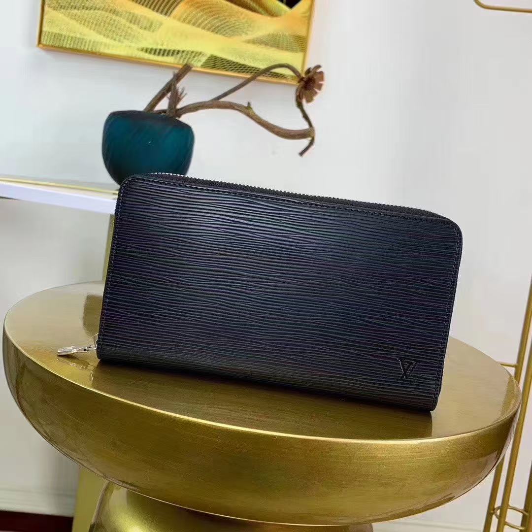 Louis Vuitton wallet (M62643)