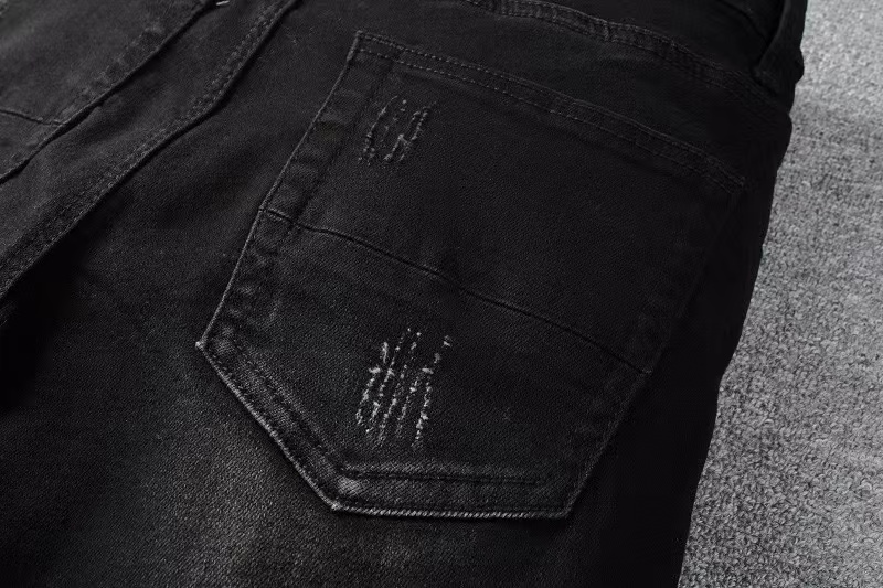 Amiri Cherub Jean 'Aged Black' (MDS117-023）
