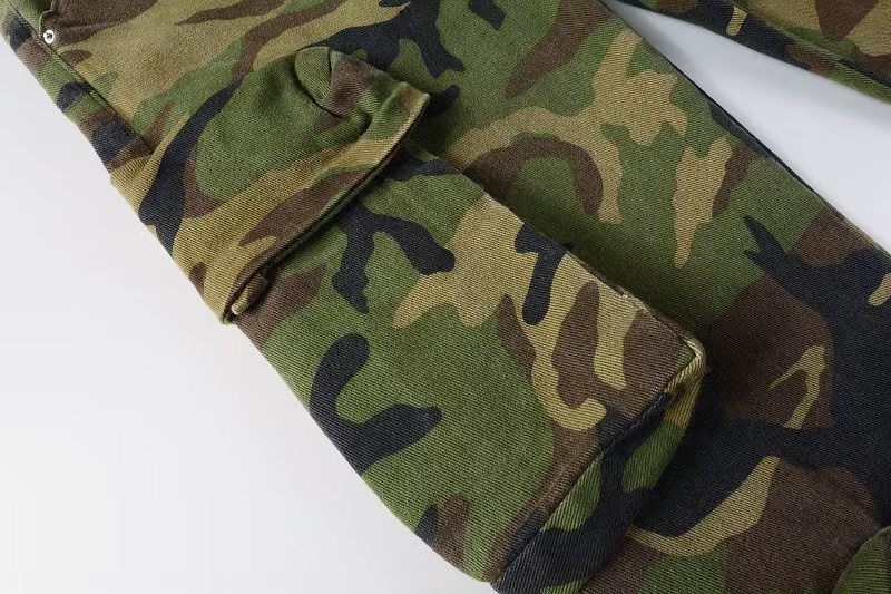 AMIRI Utility Cotton Cargo Pants (AM106883990）