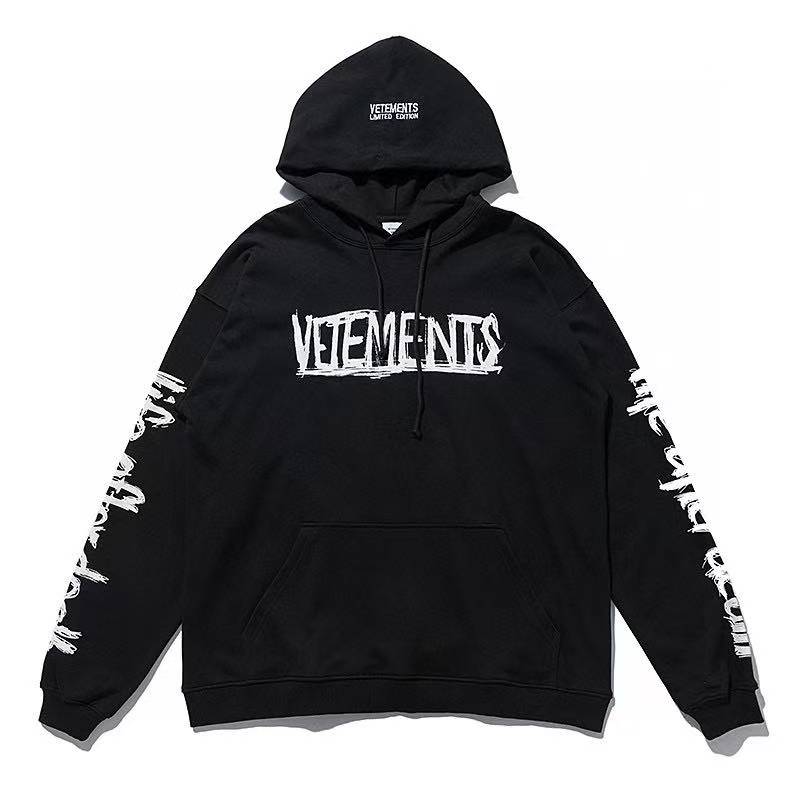 VETEMENTS logo-print cotton hoodie (UE52TR470S1606）