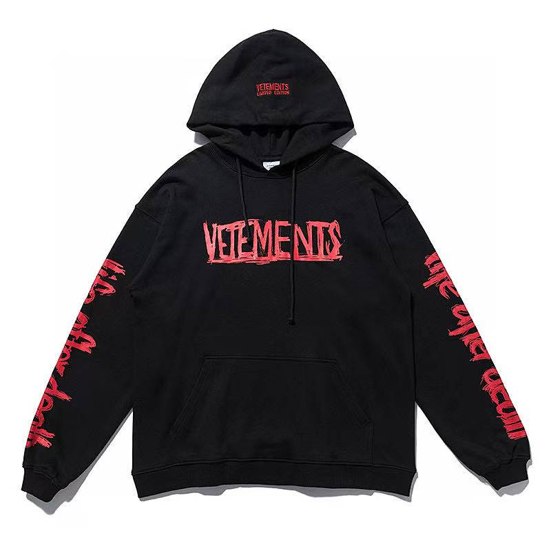 VETEMENTS logo-print cotton hoodie (UE52TR470S1606）