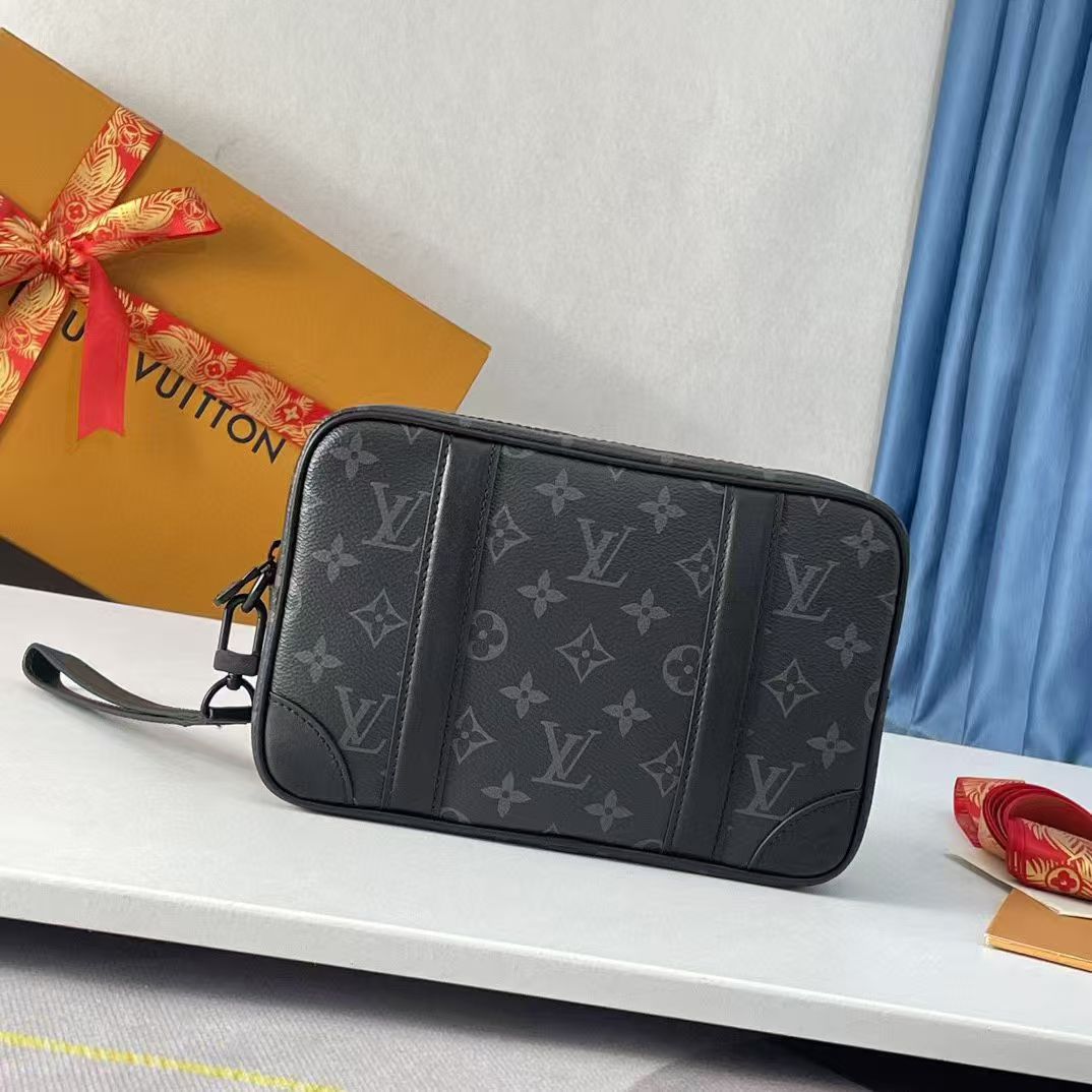 Louis Vuitton Monogram Eclipse Pochette Kasai  Bag（M82076）