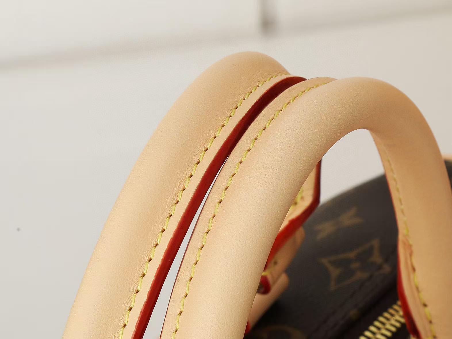 Louis Vuitton Speedy Bandouliere 25 Monogram Canvas Tote/Shoulder Bag（M41113）