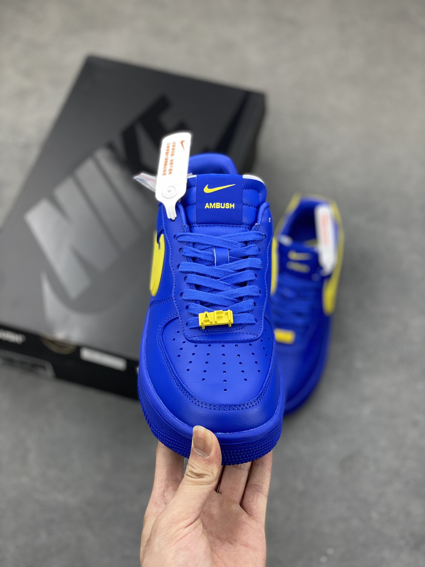 AMBUSH × Nike Air Force 1 Low "Game Royal and Vivid Sulfur"（DV3464-400）