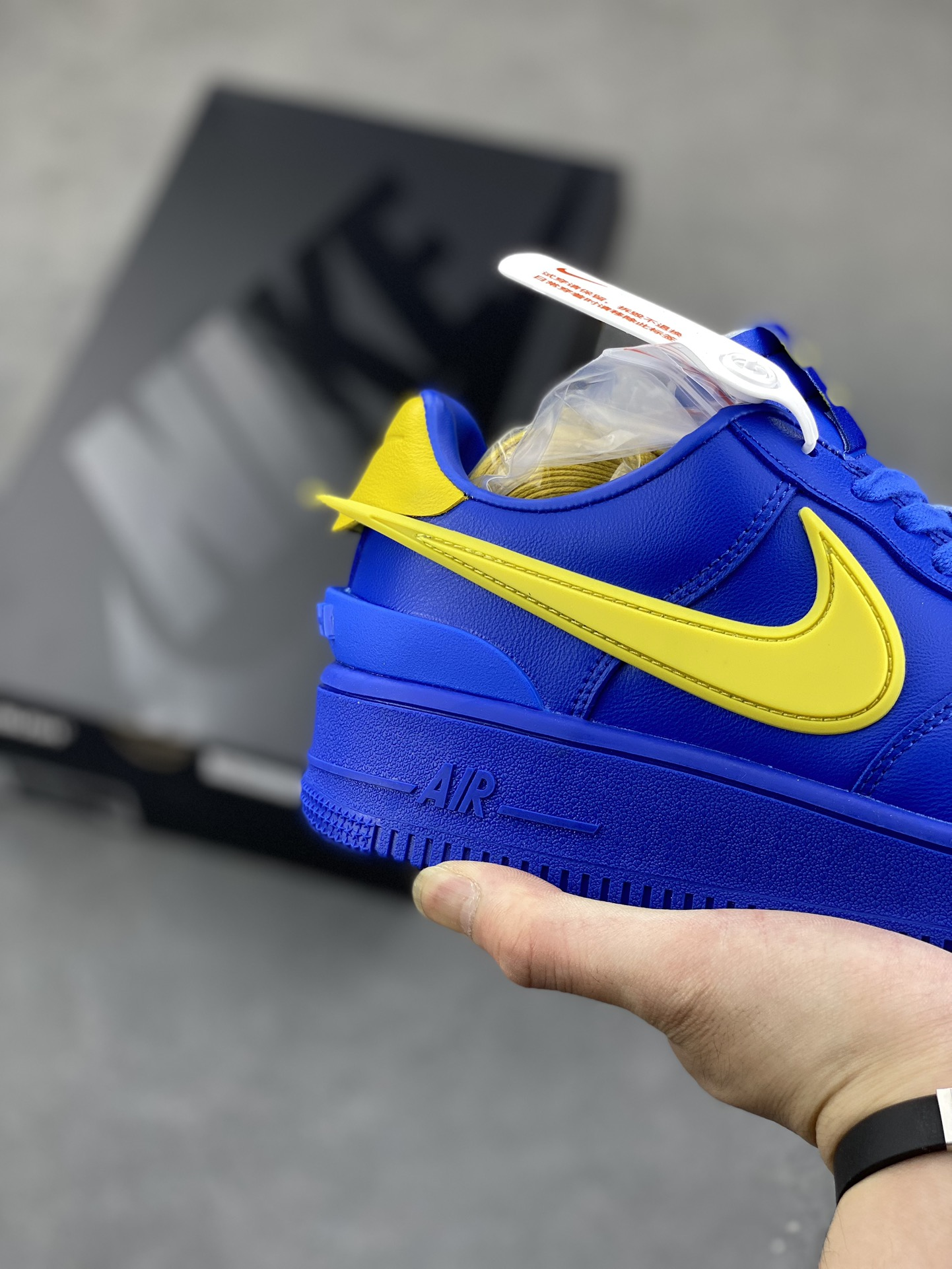 AMBUSH × Nike Air Force 1 Low "Game Royal and Vivid Sulfur"（DV3464-400）