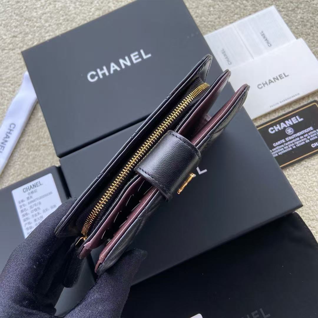 CHANEL Matelassé Coco Mark Bifold Wallet A48667（A48667）