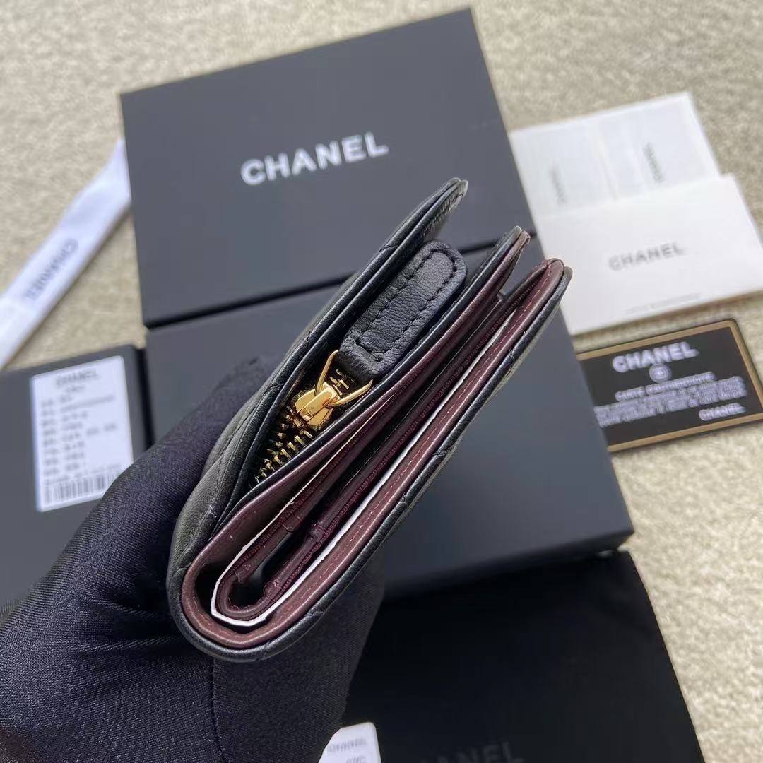 CHANEL Matelassé Coco Mark Bifold Wallet A48667（A48667）