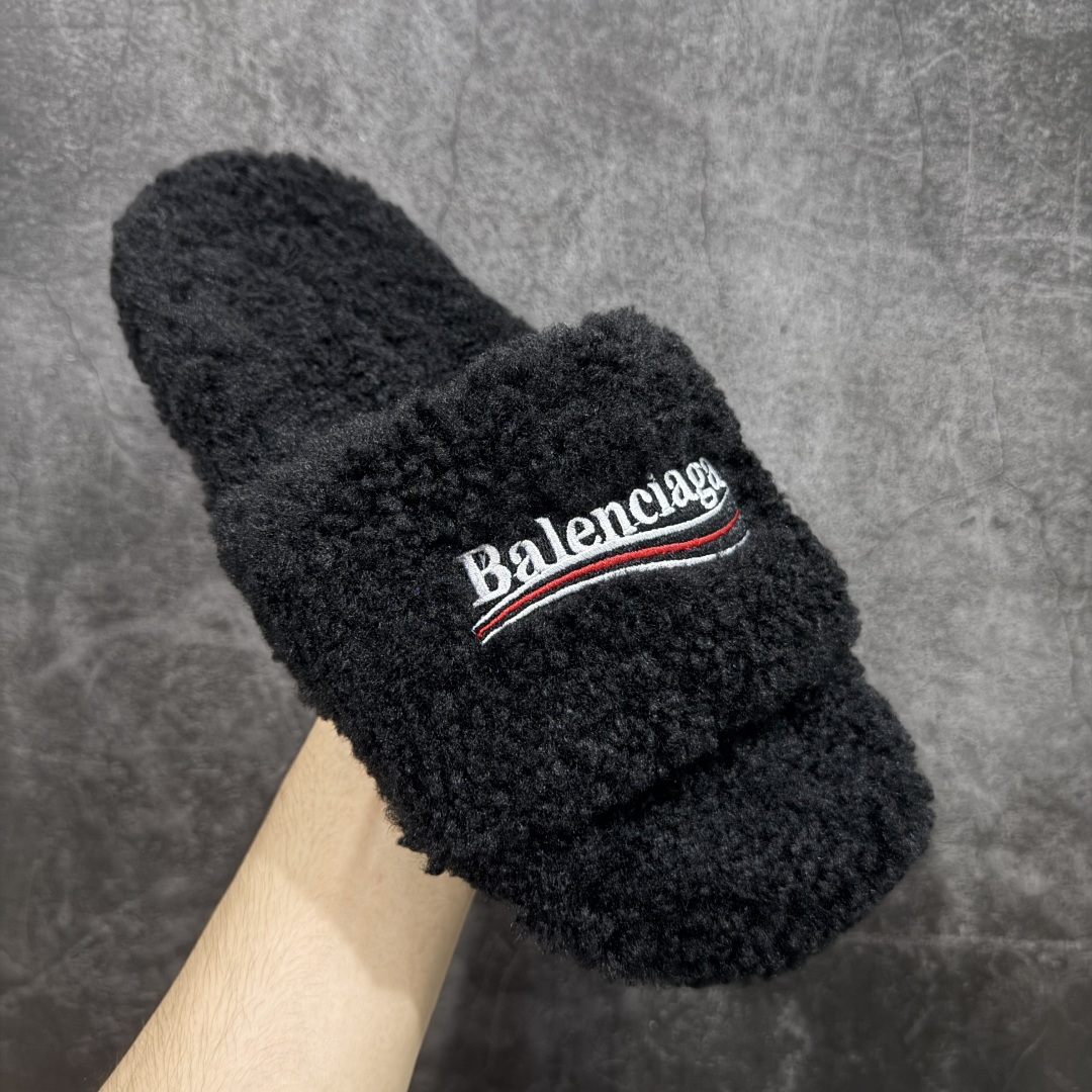 BALENCIAGA Furry Slide Sandals（654261 W2DO1 1096）