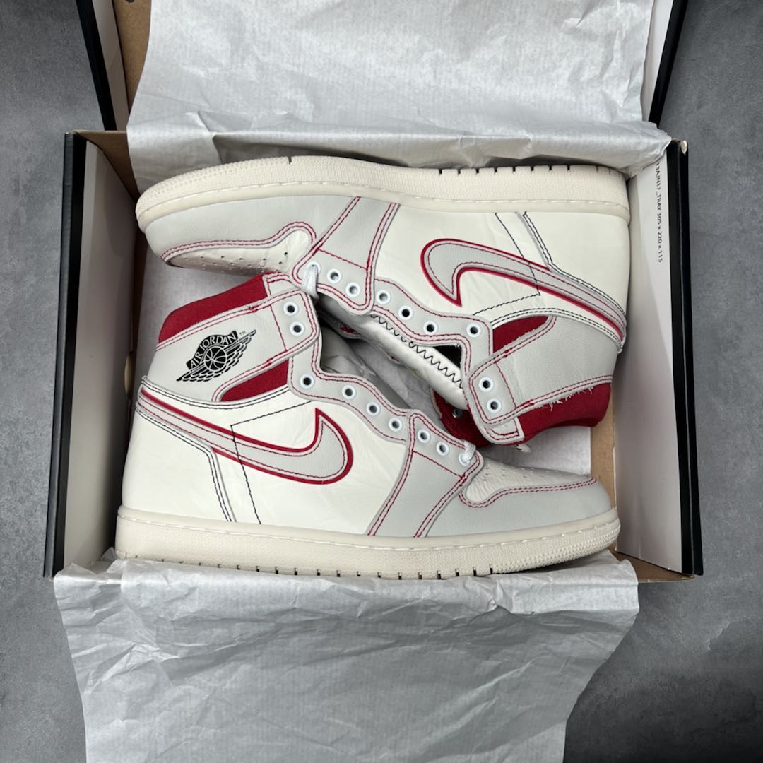 【ライブ配信中の展示品でございます】Nike Air Jordan 1 Retro High OG 