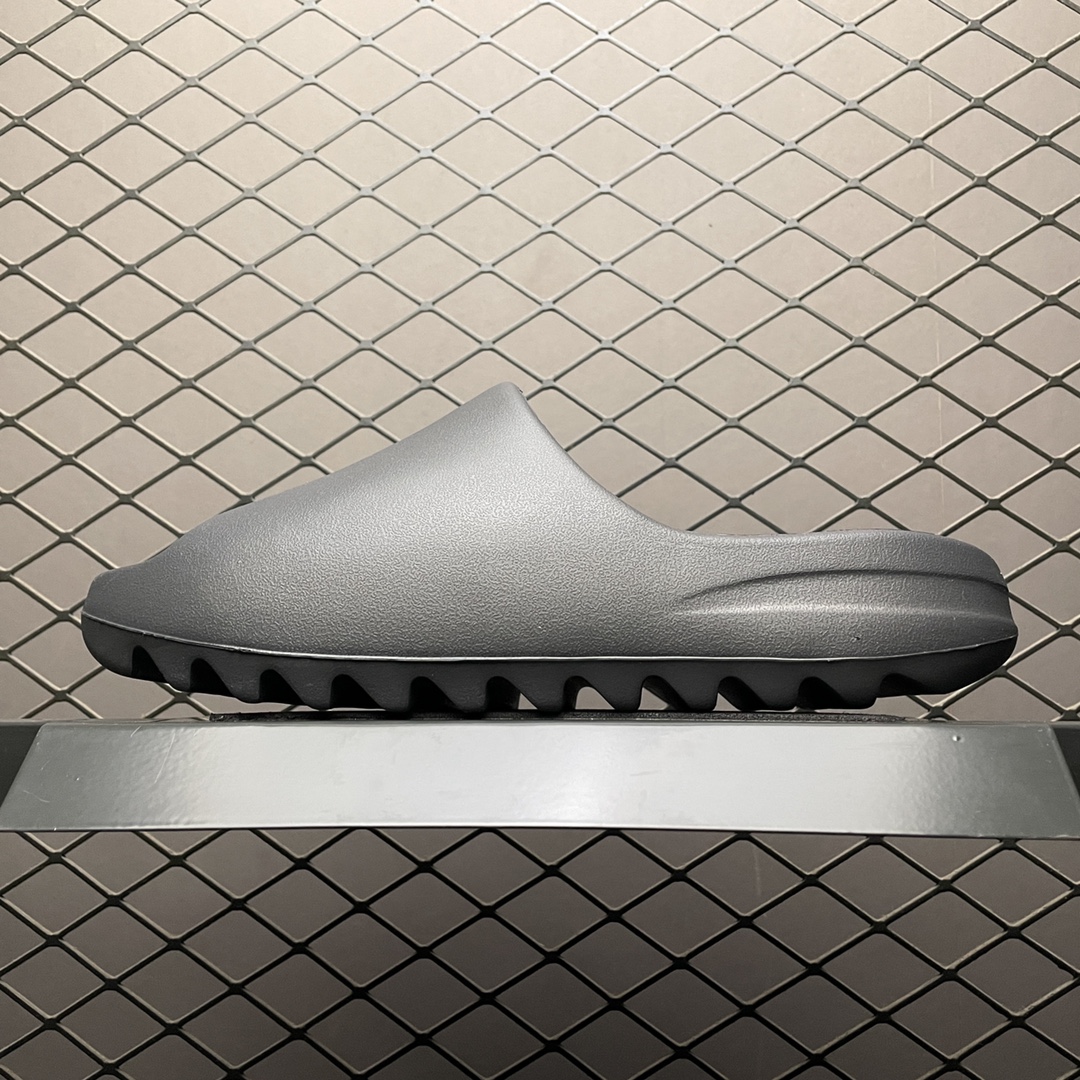 adidas YEEZY Slide "Onyx"（HQ6448）