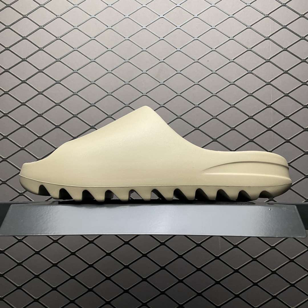adidas YEEZY Slide 