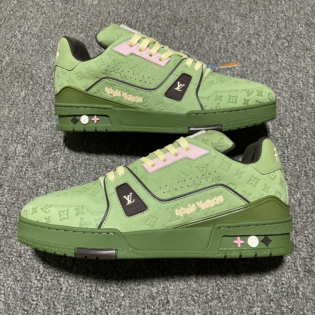 Louis Vuitton Trainer Line Sneakers (1ACR6E )