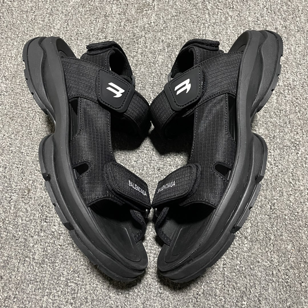Balenciaga Sport Sandals Sandals（706279W2CCA1000）