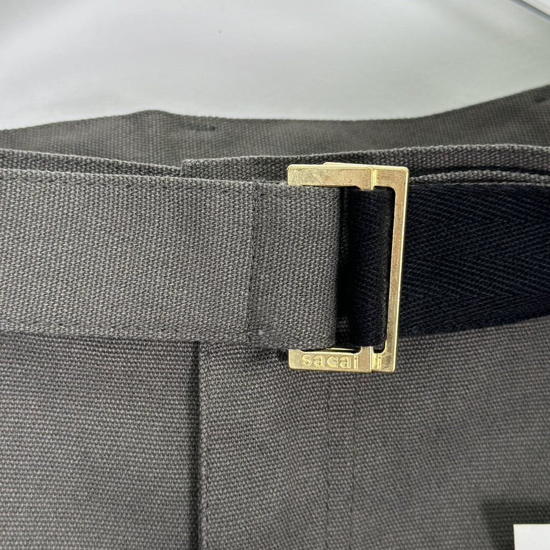 CARHARTT X SACAI CARGO SHORTS（I034103-2KK-XX）