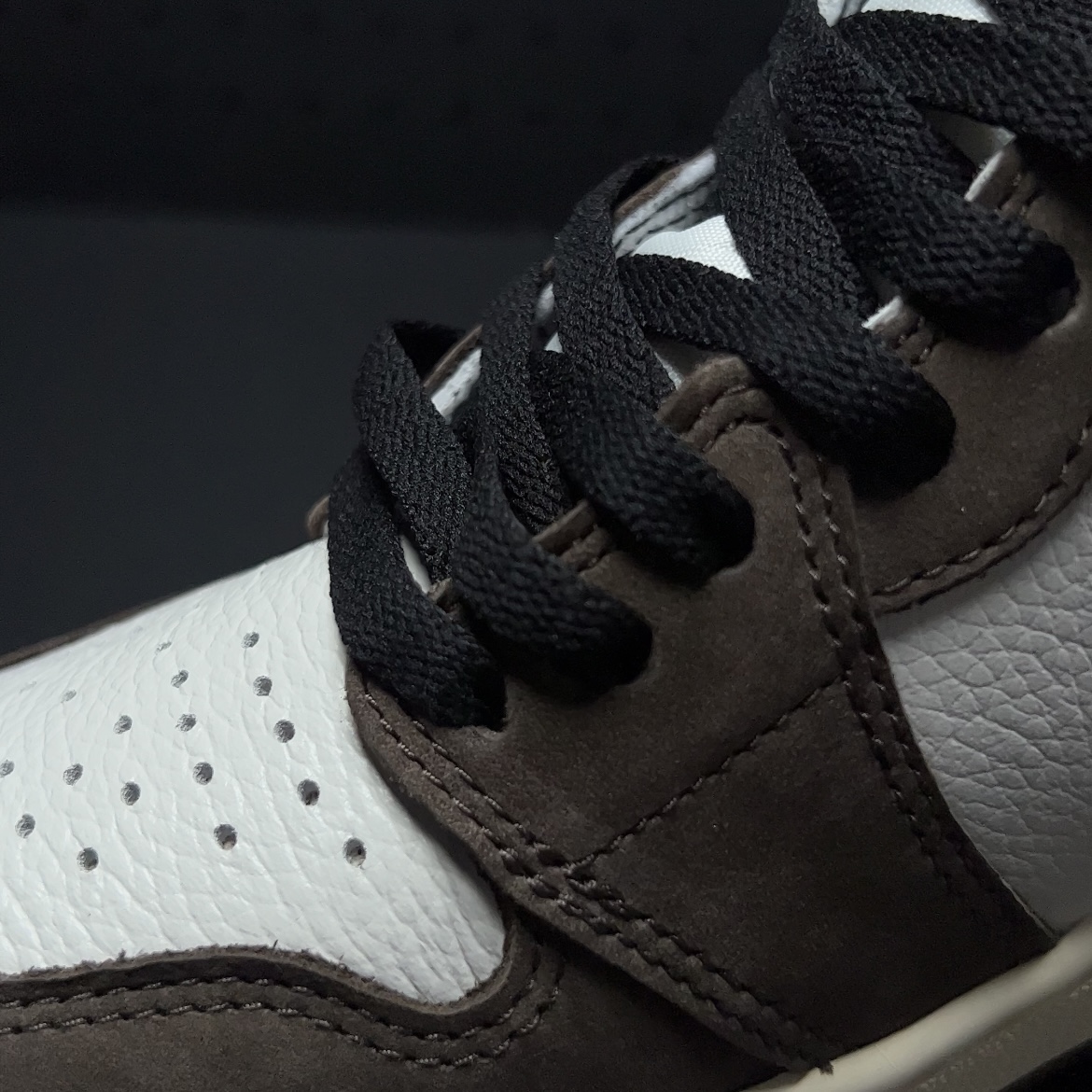 Travis Scott × Nike Air Jordan 1 Retro High OG TS SP "Sail/Dark Mocha"(CD4487-100)