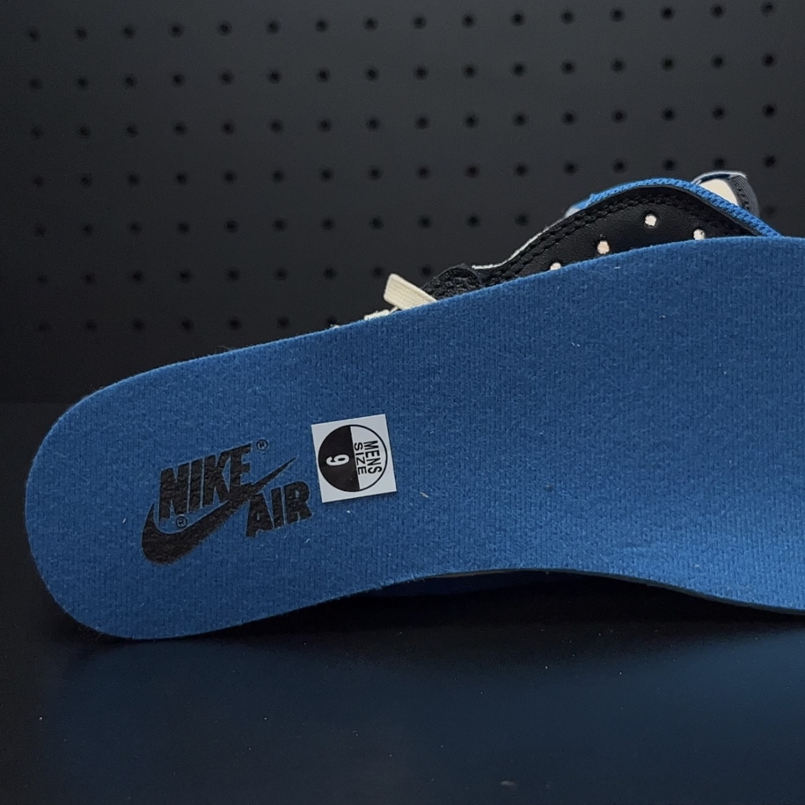 Travis Scott × Fragment × Nike Air Jordan 1 Low OG SP "Military Blue"（DM7866-140）