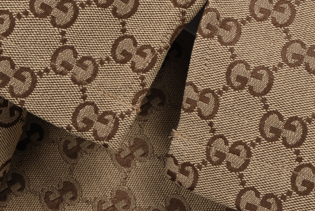 GUCCI linen blend canvas shirt（102950）