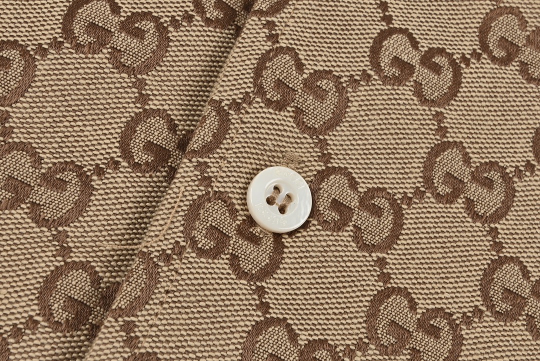 GUCCI linen blend canvas shirt（102950）