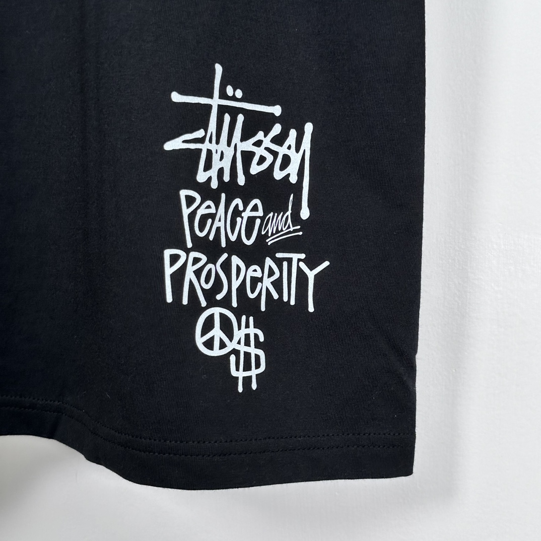 2023AW STUSSY PEACE & PROSPERITY short(1904934）