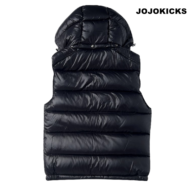 Moncler Bormes logo patch hooded vest（H20911A0021668950-999）