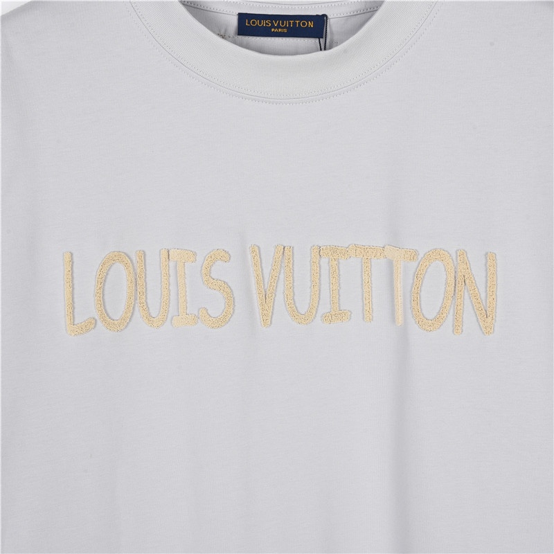 LouisVuitton three-dimensional logo letter T-shirt（121929）