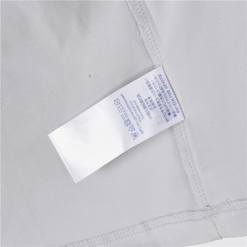 LouisVuitton three-dimensional logo letter T-shirt（121929）