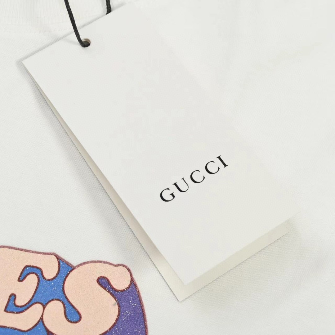GUCCI T-shirt（123658）