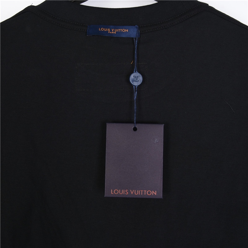 Louis Vuitton graffiti logo T-shirt men's top（124521）