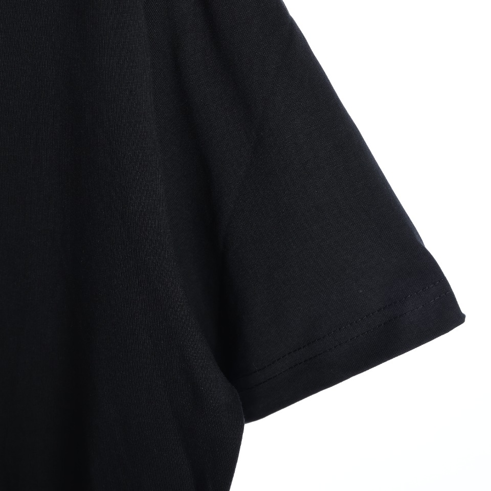 Balenciaga T-shirt with glowing letters on the back（124795）