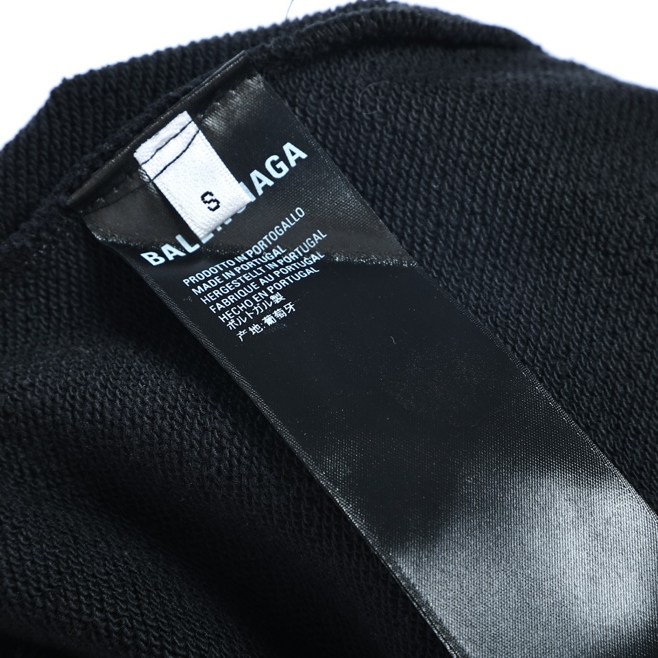 Balenciaga Double B glow-in-the-dark shorts（124841）