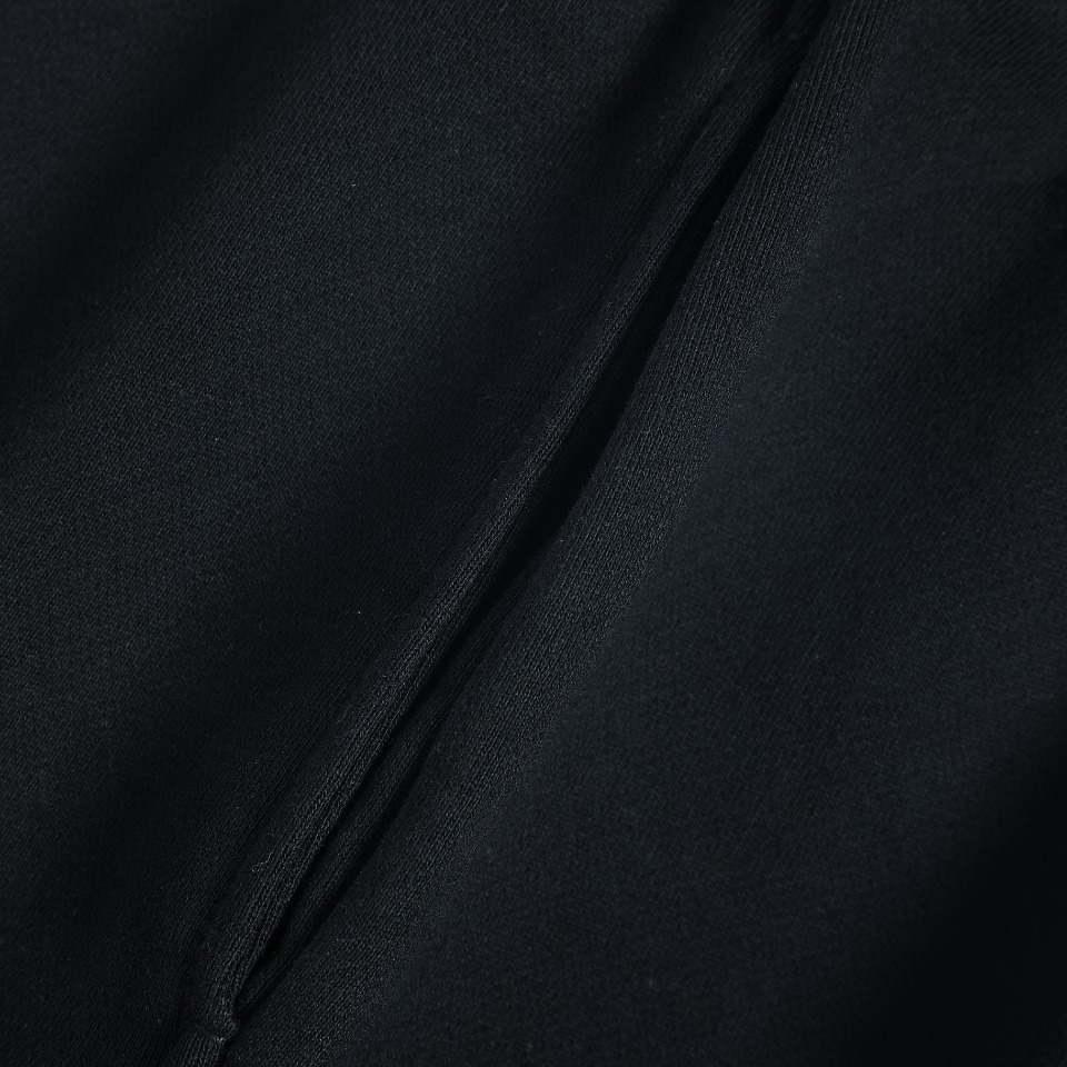 Balenciaga Double B glow-in-the-dark shorts（124841）