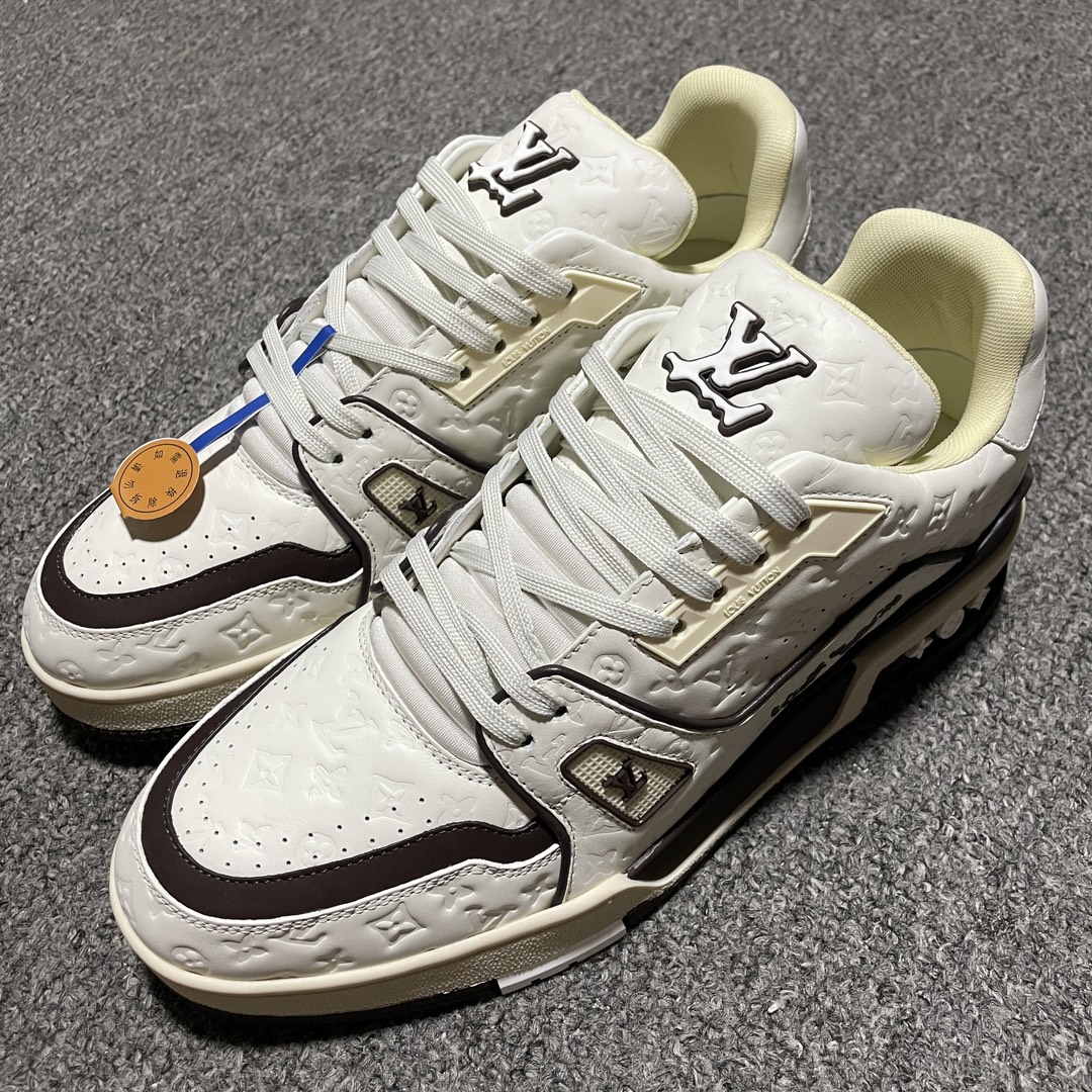 Louis Vuitton Trainer Line Sneakers (1ACR5K )