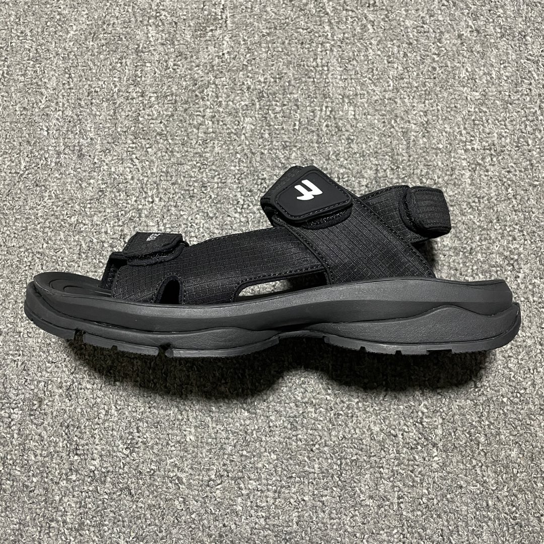 Balenciaga Sport Sandals Sandals（706279W2CCA1000）