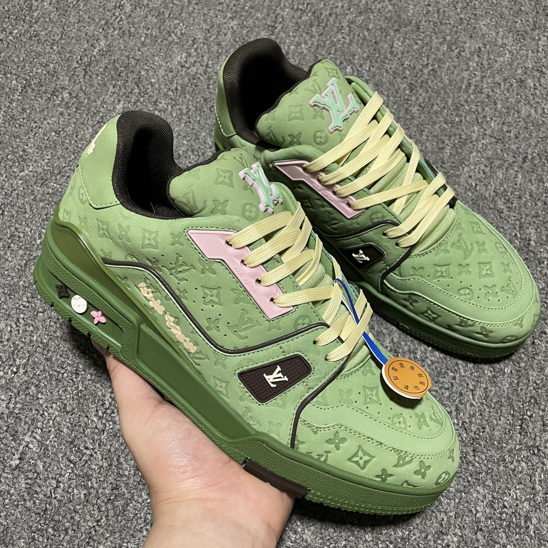 Louis Vuitton Trainer Line Sneakers (1ACR6E )