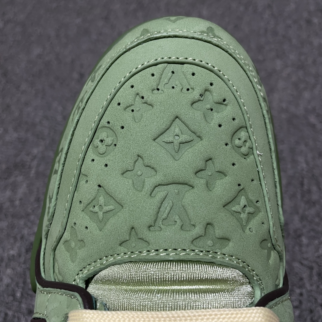 Louis Vuitton Trainer Line Sneakers (1ACR6E )