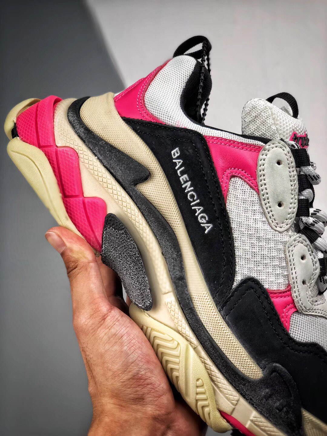  Balenciaga Triple S Trainer 2018 'Pink'（524039W09O65671）