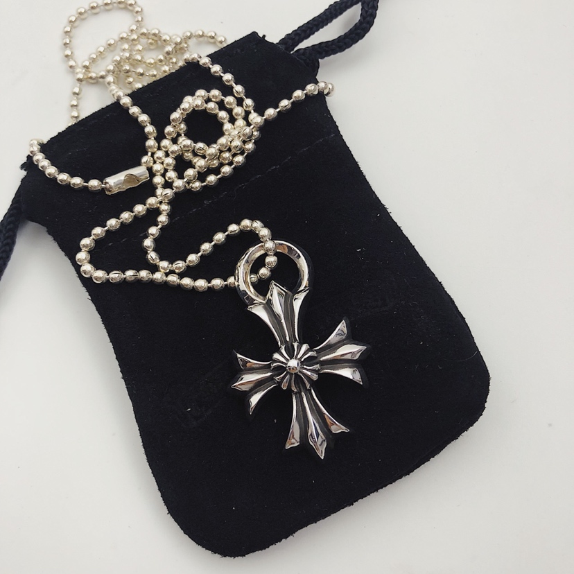 CHROME HEARTS Cross Flower Necklace（CHROME HEARTS 243）