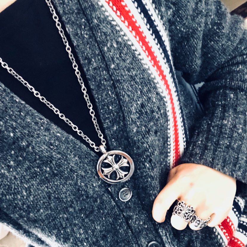 CHROME HEARTS Large round cross necklace（CHROME HEARTS 249）