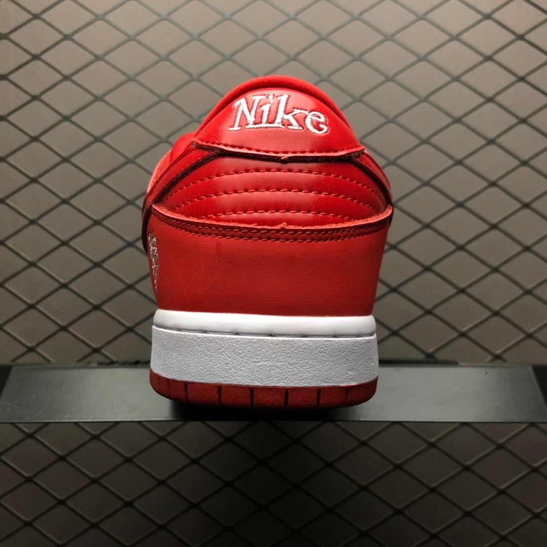 Girls Don't Cry × Nike SB Dunk Low Pro QS "Red" / VERDY(FZ5654-100)