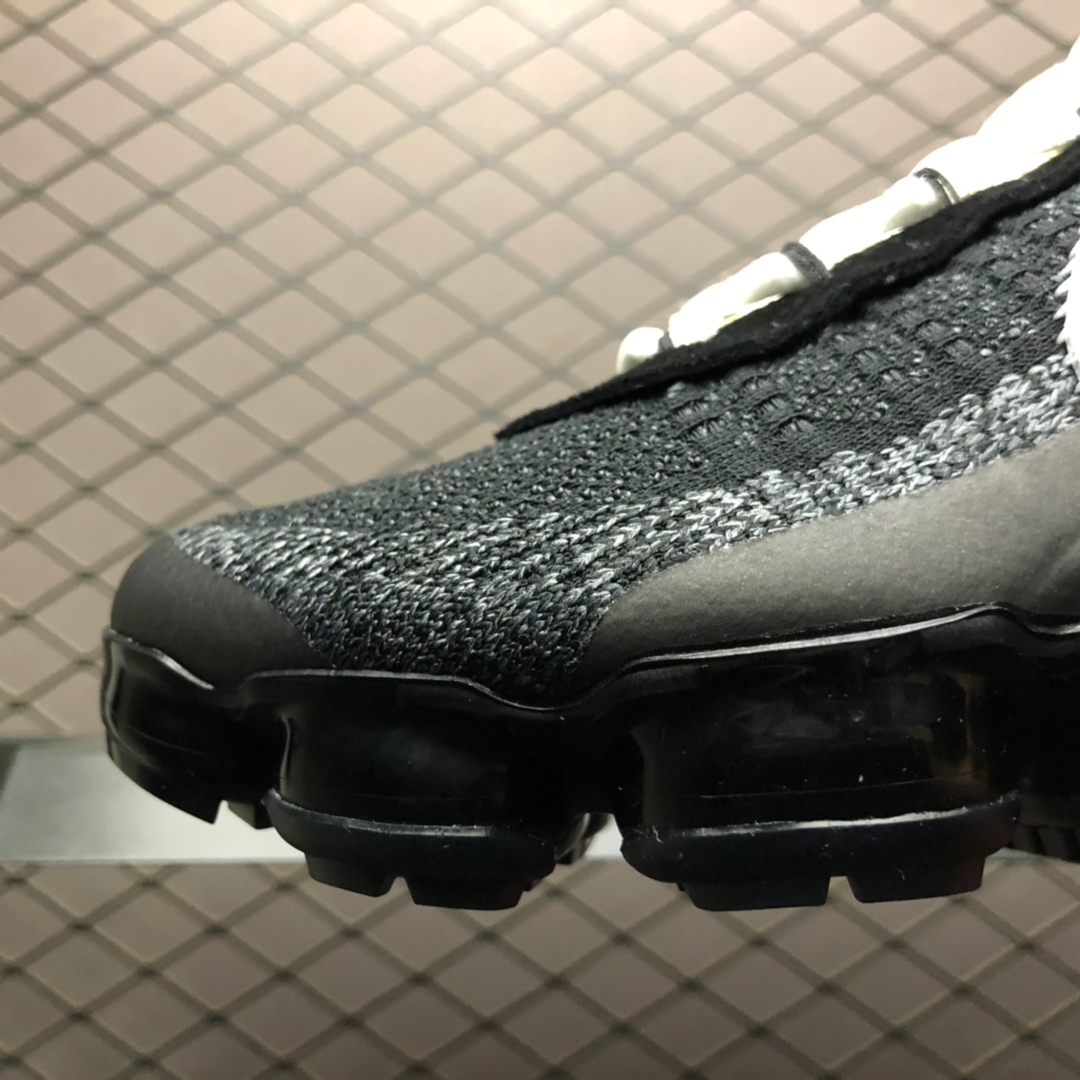 Off-White × Nike Air Vapormax "The Ten"( AA3831-100)